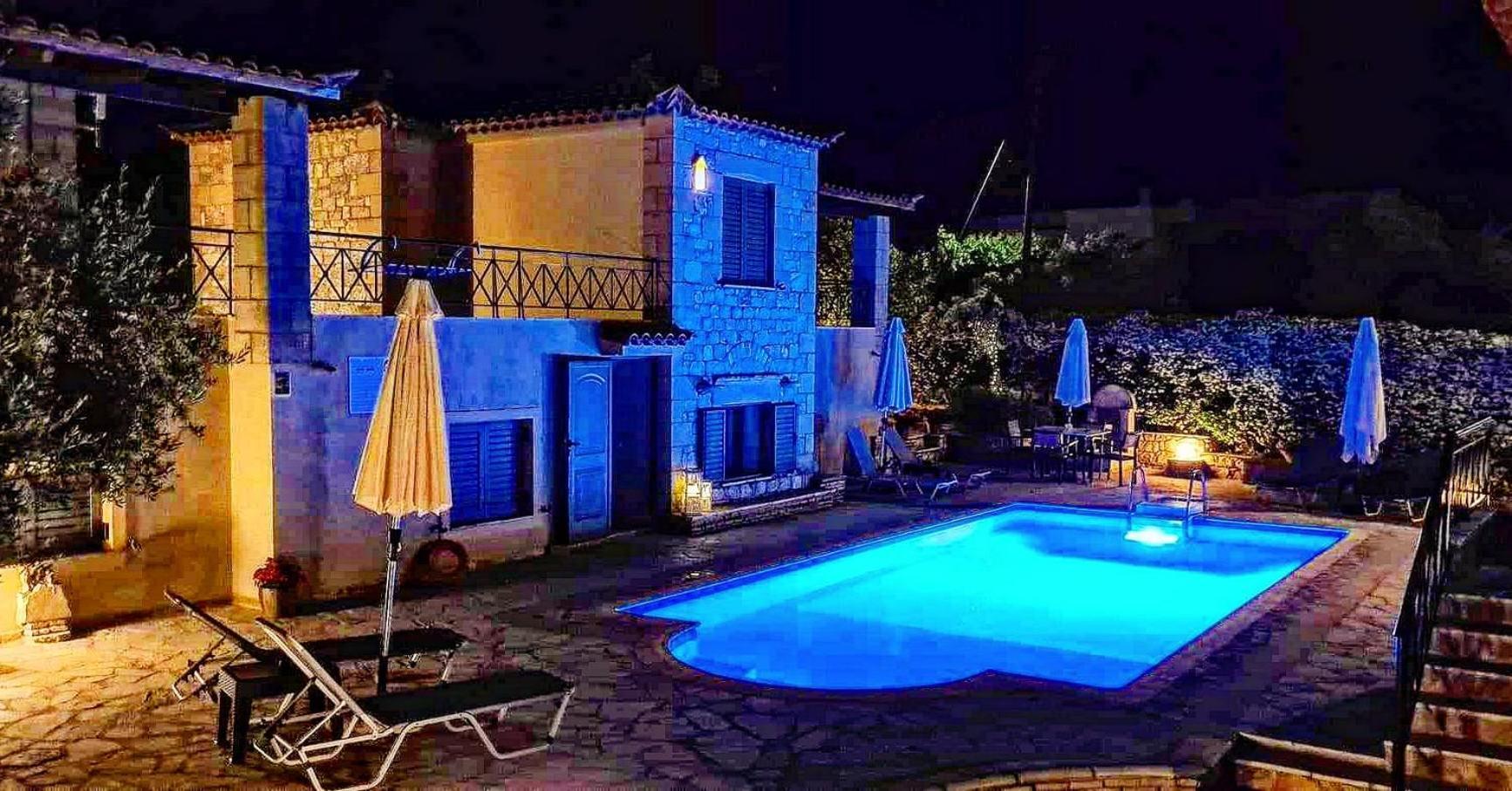 Finikes Apartment Stoupa