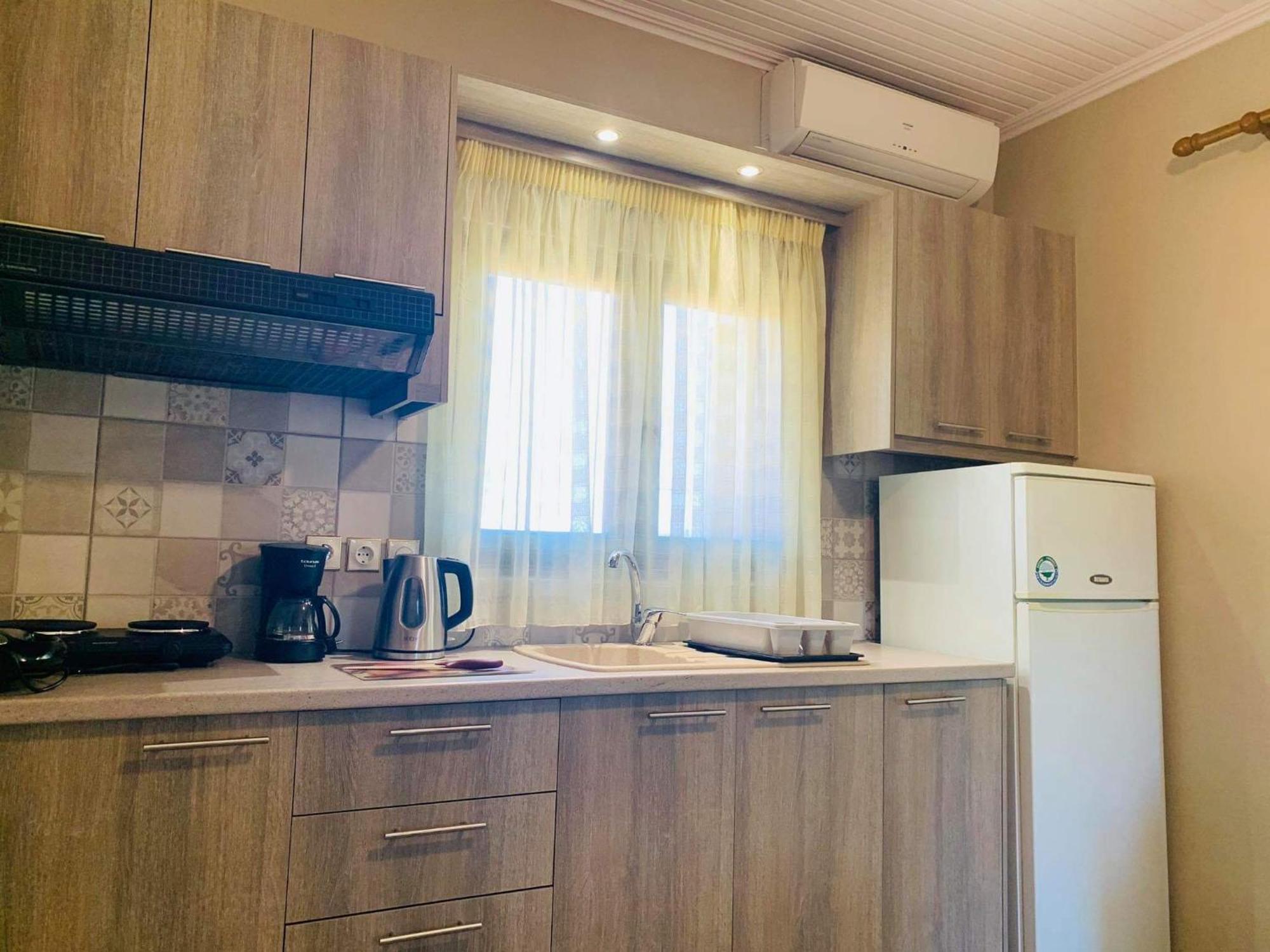 Finikes Apartment *
